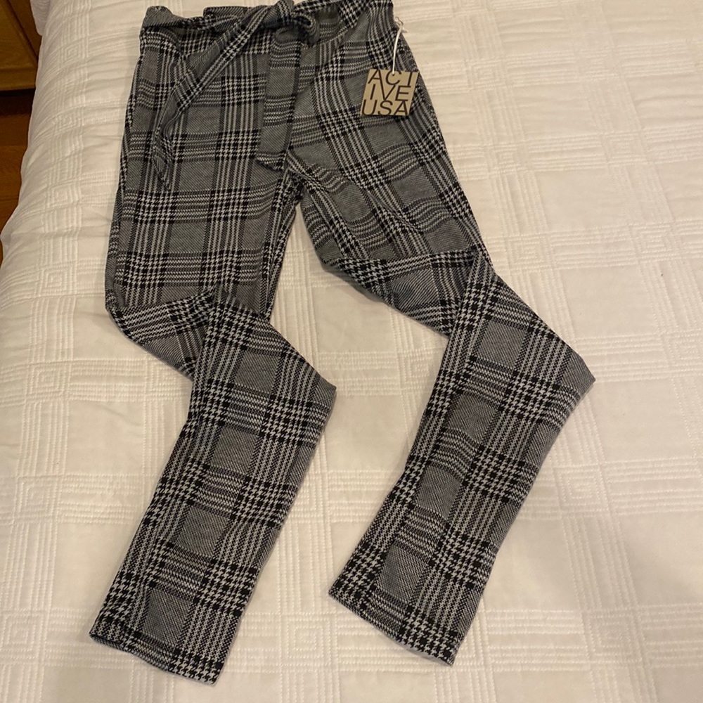 Active USA comfortable yet stylish plaid dress pants- Small NWT